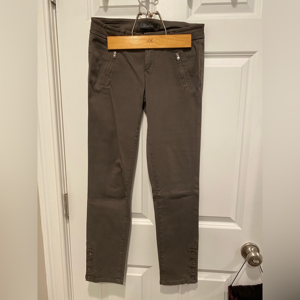 Level 99 ankle button skinny pants